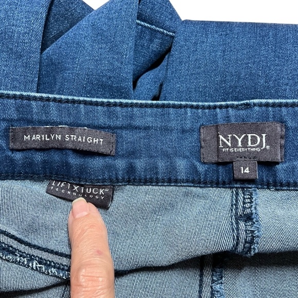 NYDJ Marilyn Straight High Rise Dark Wash Lift Tuck Snap Close Jeans Sz 14 - Picture 3 of 10